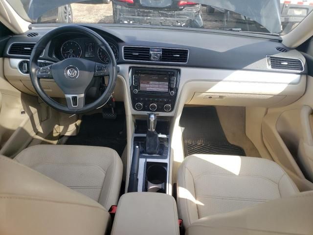 2012 Volkswagen Passat SE