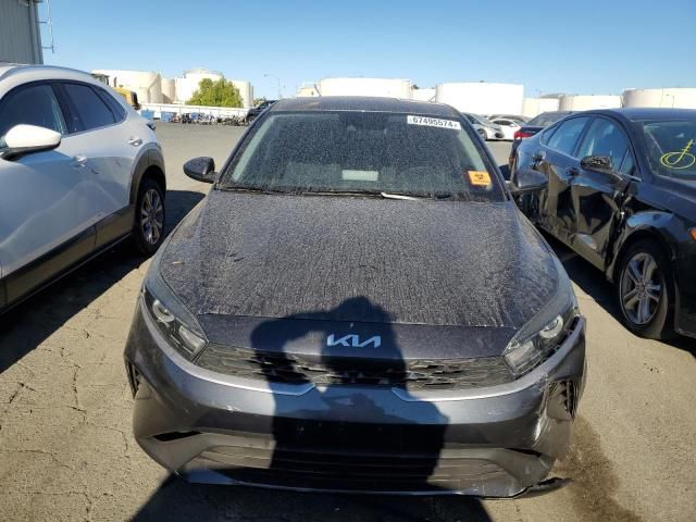 2023 KIA Forte LX