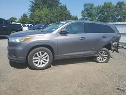 Salvage cars for sale at Finksburg, MD auction: 2016 Toyota Highlander LE