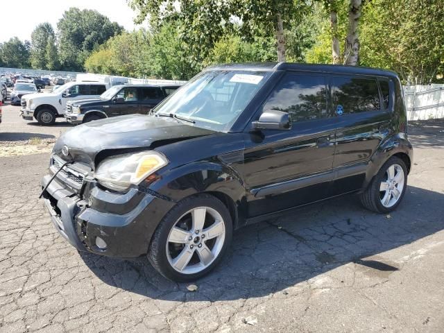 2010 KIA Soul +