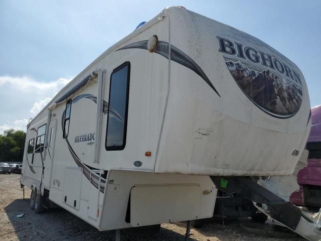 2012 Silverton Travel Trailer