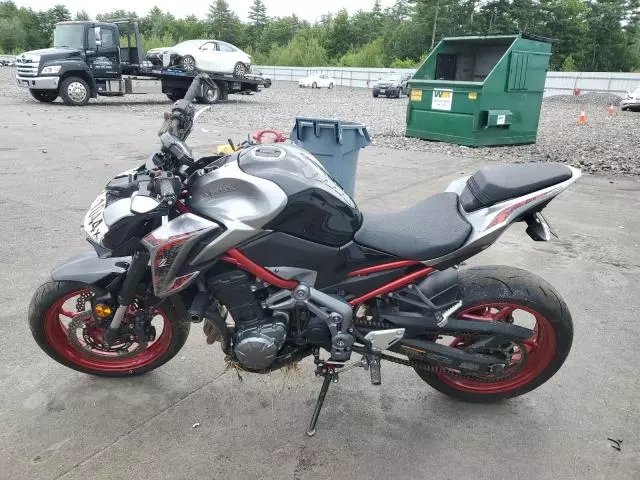 2019 Kawasaki ZR900