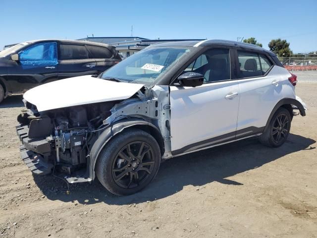 2020 Nissan Kicks SR