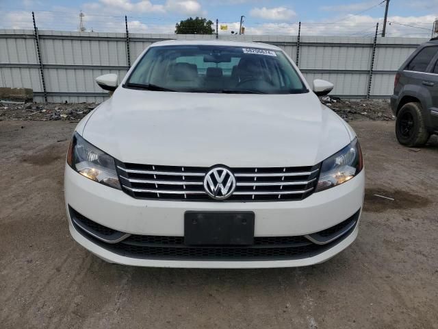 2012 Volkswagen Passat SE