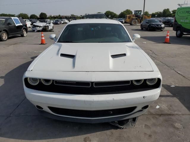 2015 Dodge Challenger SXT