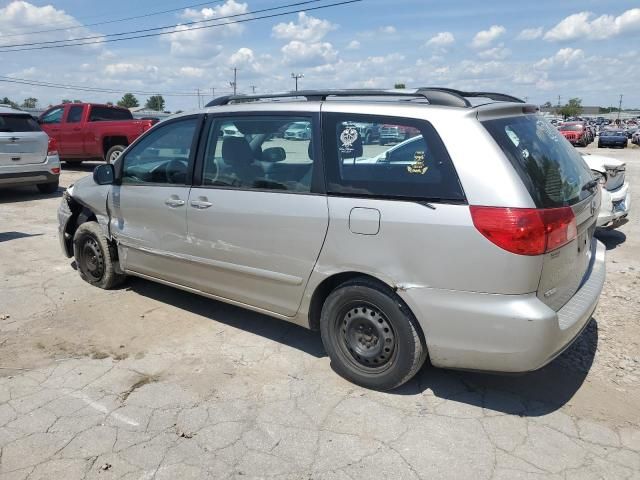 2009 Toyota Sienna CE