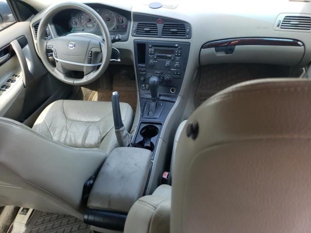 2004 Volvo V70