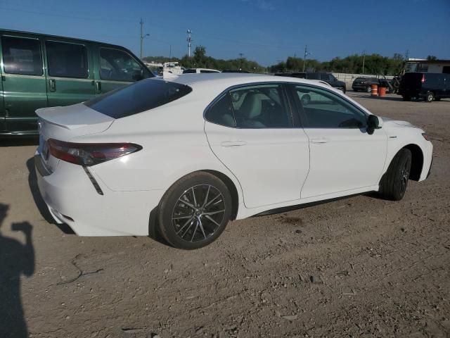 2021 Toyota Camry SE