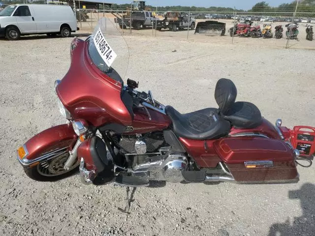 2010 Harley-Davidson Flhtcu