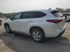 2022 Toyota Highlander Hybrid LE