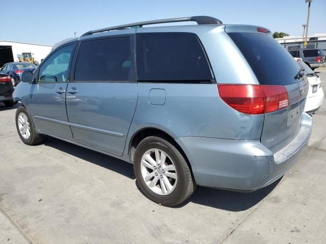 2005 Toyota Sienna XLE