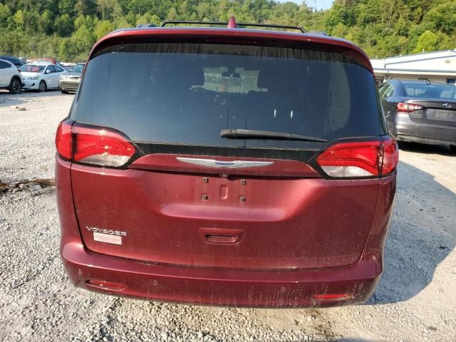 2020 Chrysler Voyager LX