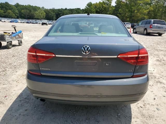 2016 Volkswagen Passat S