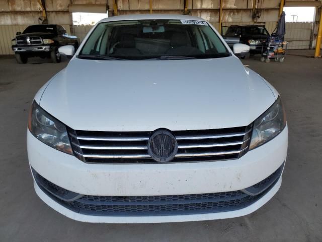 2014 Volkswagen Passat S