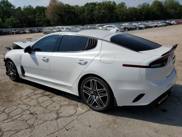 2022 KIA Stinger GT2