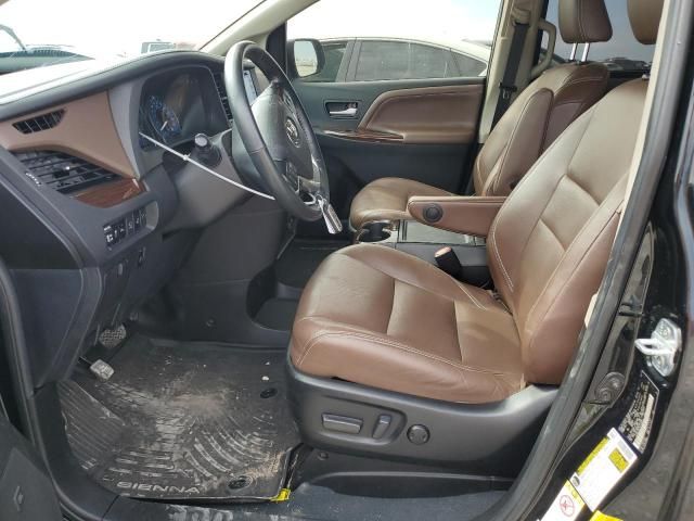 2019 Toyota Sienna XLE