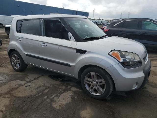 2011 KIA Soul +