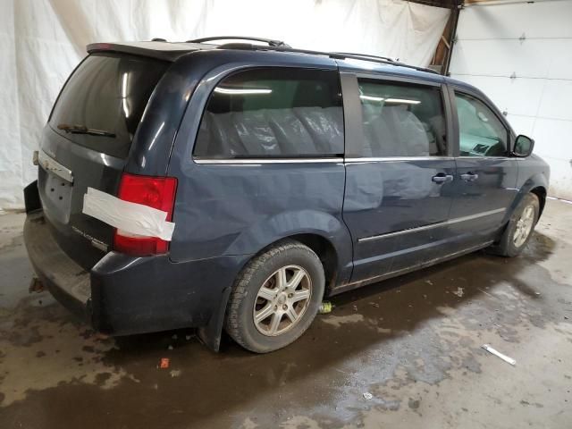 2009 Chrysler Town & Country Touring