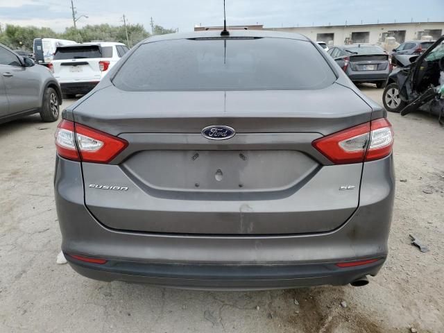 2014 Ford Fusion SE