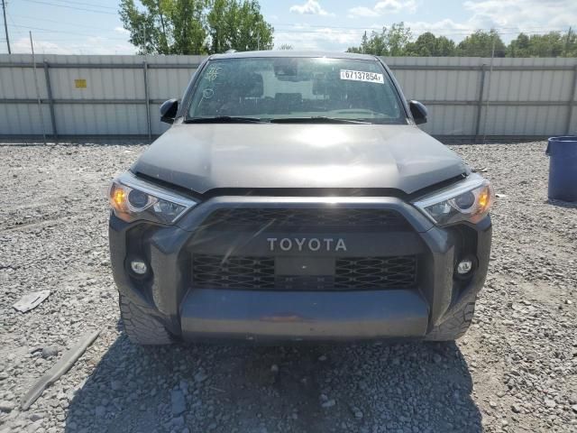 2022 Toyota 4runner SR5