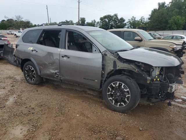 2020 Nissan Pathfinder SV