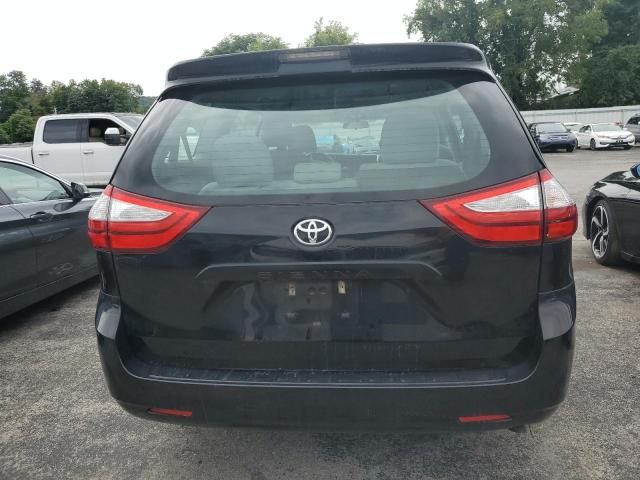 2017 Toyota Sienna