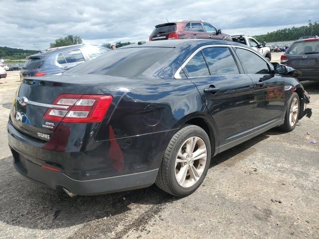 2017 Ford Taurus SEL