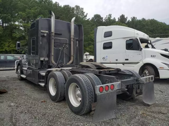 2010 Kenworth Construction T660