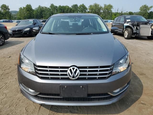 2014 Volkswagen Passat SEL