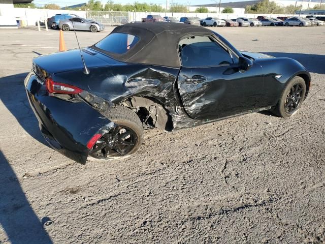 2022 Mazda MX-5 Miata Sport