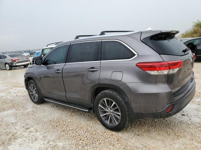 2019 Toyota Highlander SE