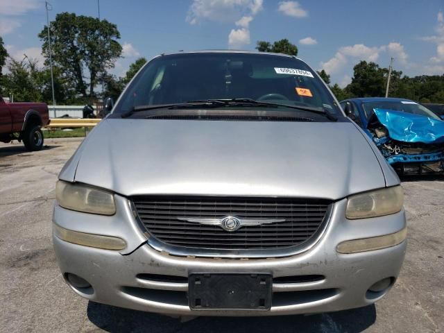 2000 Chrysler Town & Country LXI