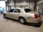 2005 Lincoln Town Car Signature Limited