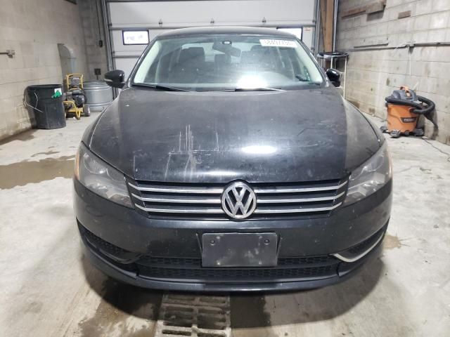 2014 Volkswagen Passat S