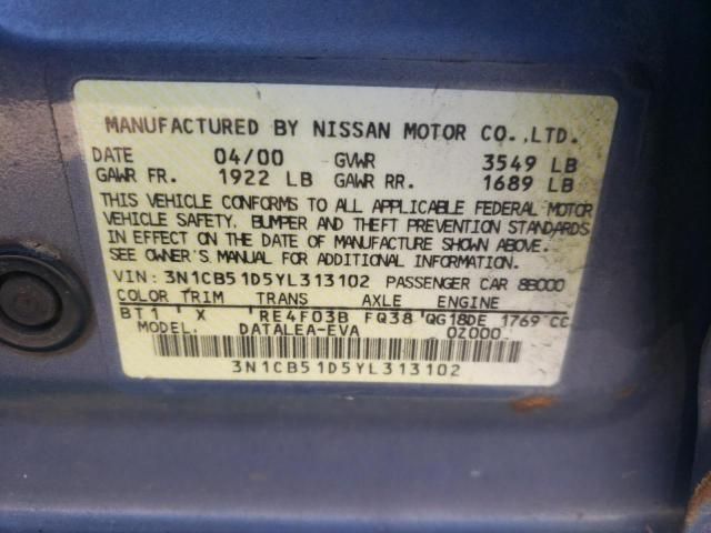 2000 Nissan Sentra Base