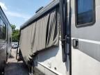 2005 Ford Econoline E450 Super Duty Cutaway Van