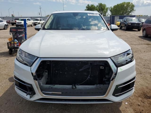 2019 Audi Q7 Premium Plus