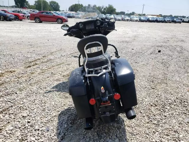 2021 Indian Motorcycle Co. Chieftain Dark Horse