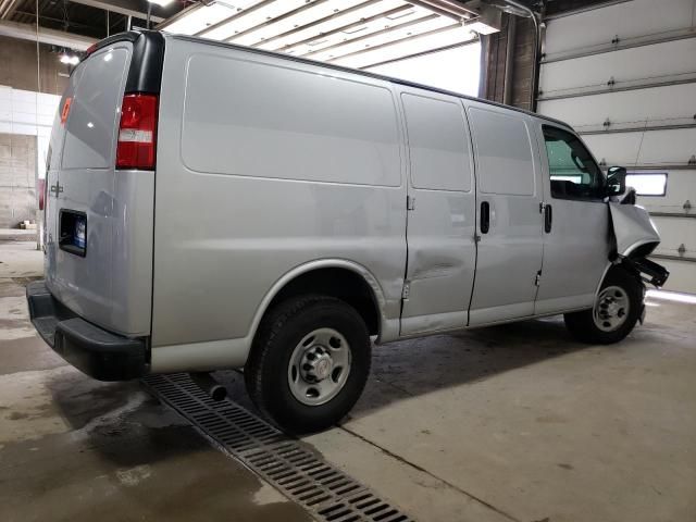 2020 Chevrolet Express G2500