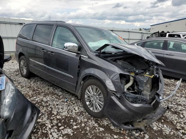 2016 Chrysler Town & Country Touring L