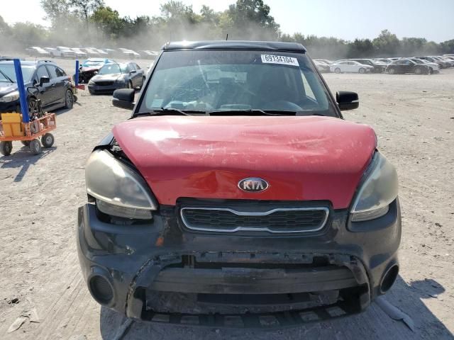 2013 KIA Soul +