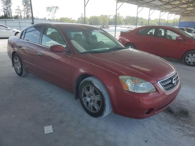 2004 Nissan Altima Base