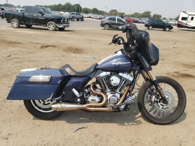 2008 Harley-Davidson Flhx