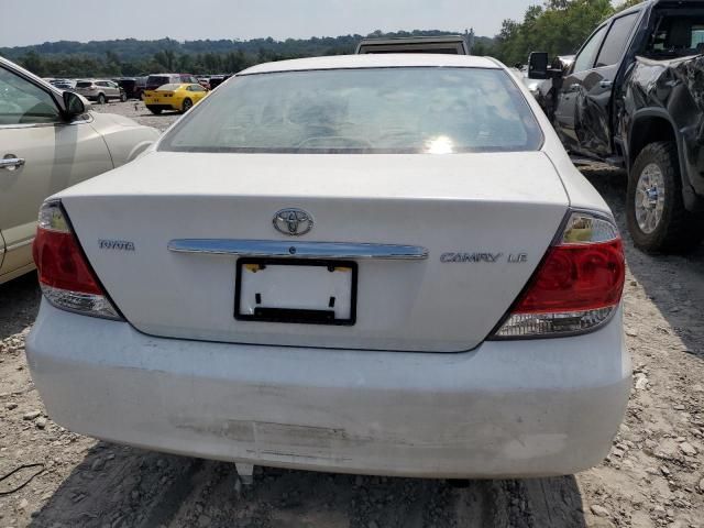 2005 Toyota Camry LE