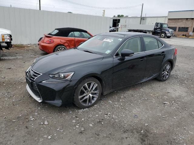 2018 Lexus IS 300