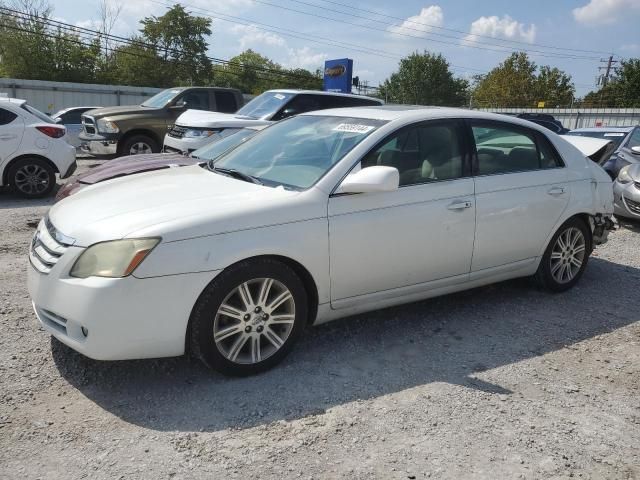 2005 Toyota Avalon XL