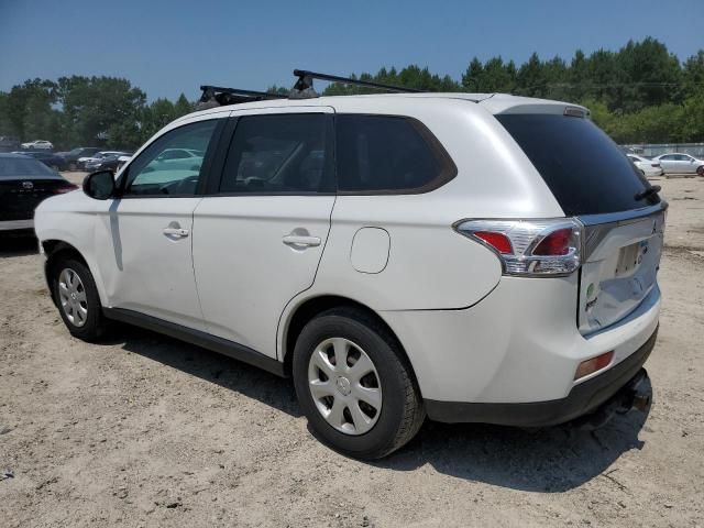 2014 Mitsubishi Outlander ES