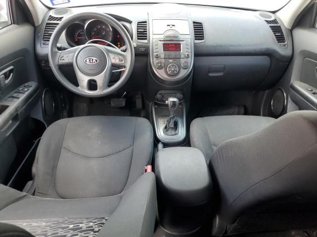 2011 KIA Soul +