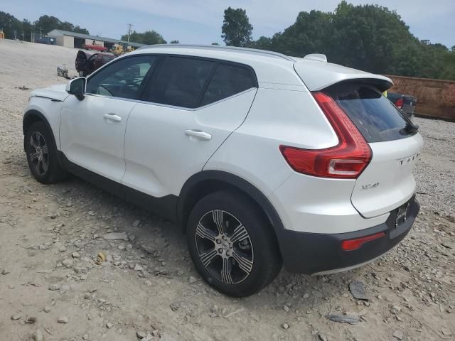 2022 Volvo XC40 T5 Inscription