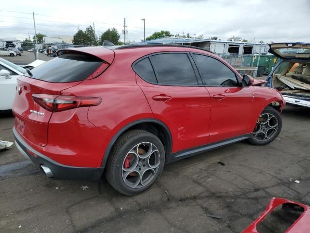 2018 Alfa Romeo Stelvio Sport